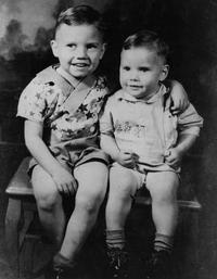 Roy James Blakeley (2-1/2 years old) and brother, David Cleveland (6 months old); July 1931