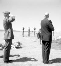 Colonel Darrell Cramer at burial ceremony for Major Roy J. Blakeley; Belvieu Cemetery, Rotan, Fisher County, Texas (Friday, July 30, 1965)