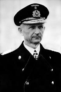 med Hitler's successor as head of state, with the title of President of Germany and Supreme Commander of the Armed Forces.