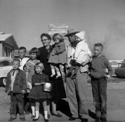 John Lewis and Edna Ashton and grandchildren (Larry J. Blakeley on left in front) Left)
